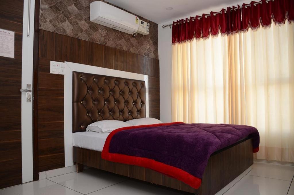 Hotel Robin Inn Αμριτσάρ Εξωτερικό φωτογραφία