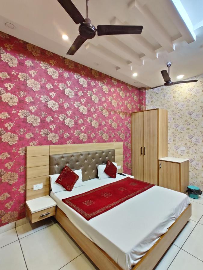 Hotel Robin Inn Αμριτσάρ Εξωτερικό φωτογραφία
