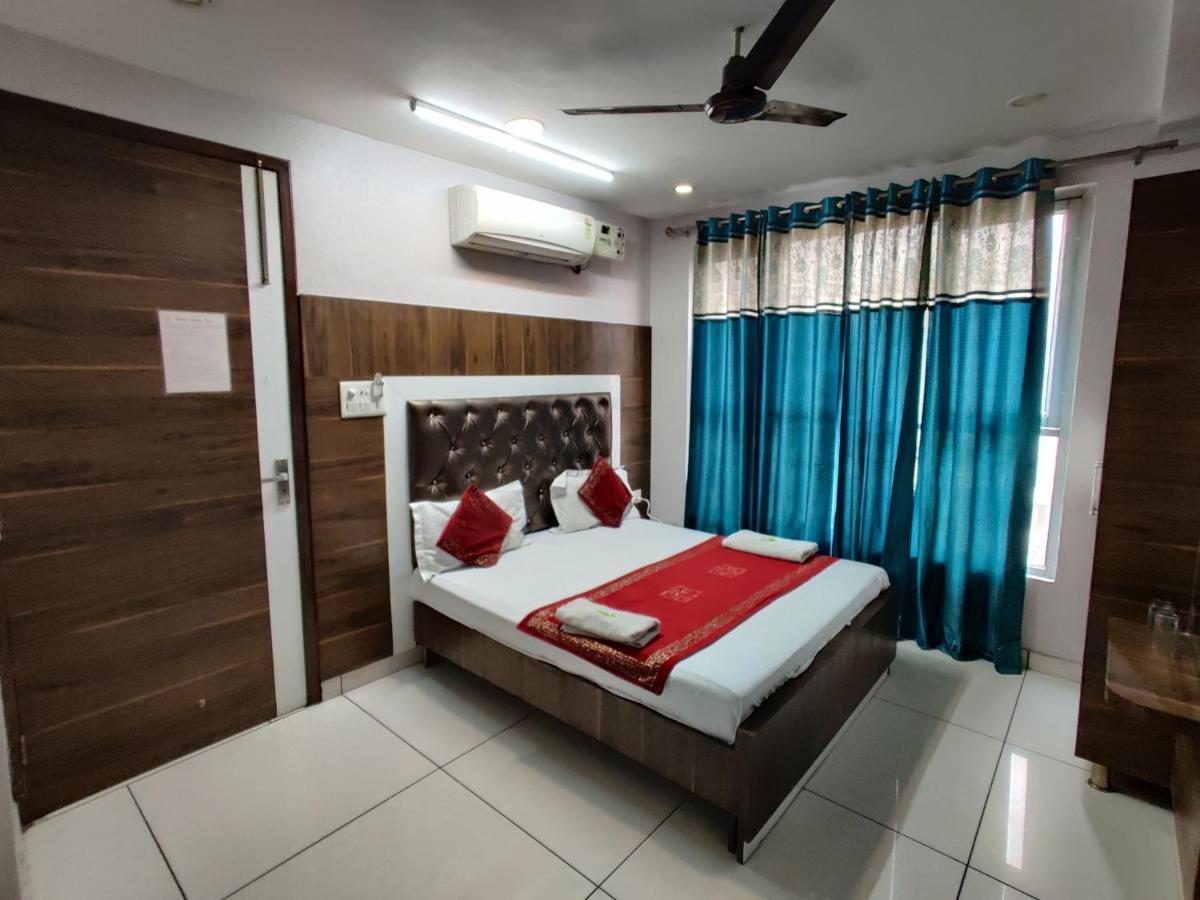 Hotel Robin Inn Αμριτσάρ Εξωτερικό φωτογραφία